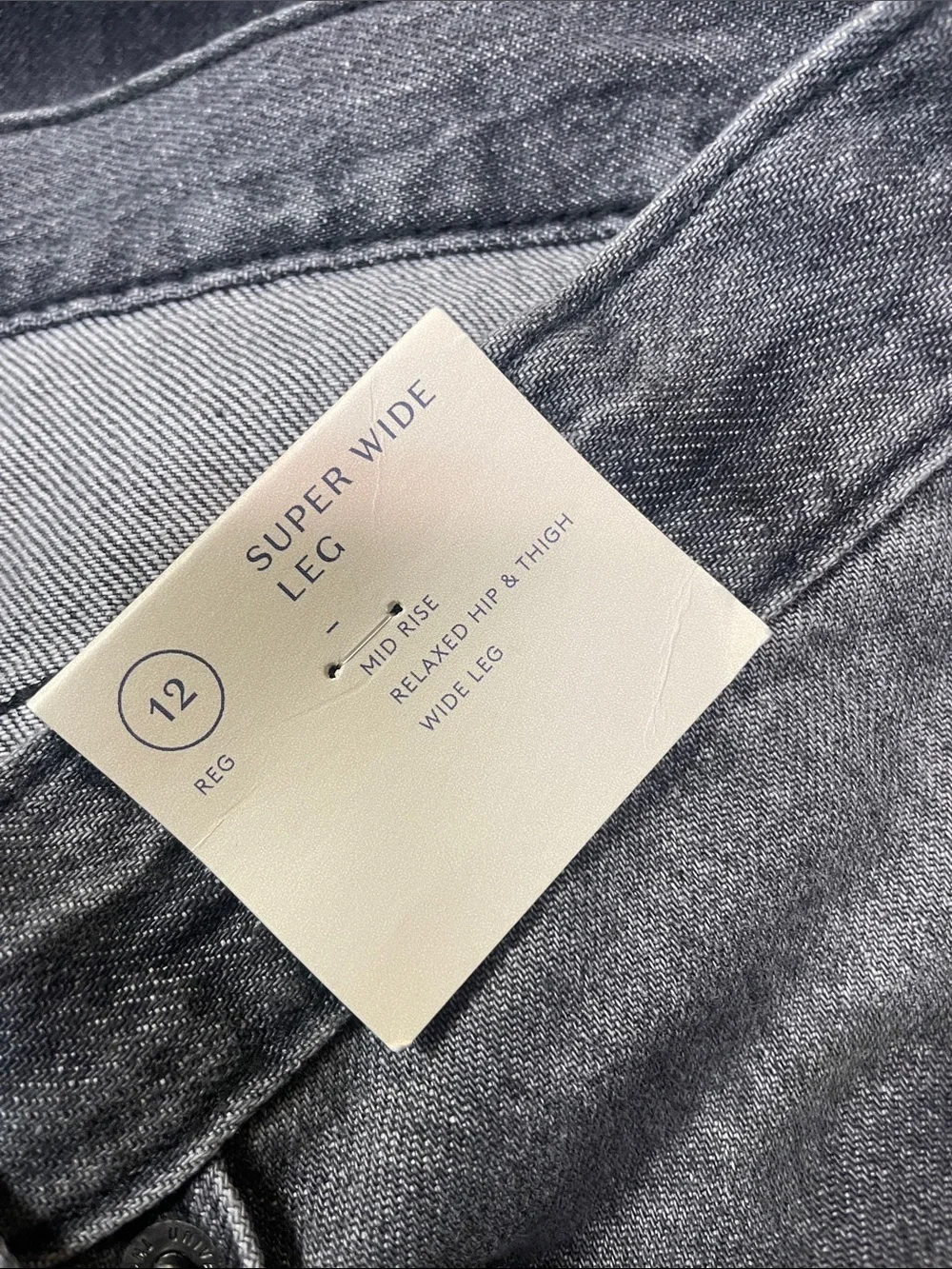 Universal Thread Baggy Wide-Leg Mid Rise Jeans in Washed Black Size 12 | NWT - Picture 9 of 12